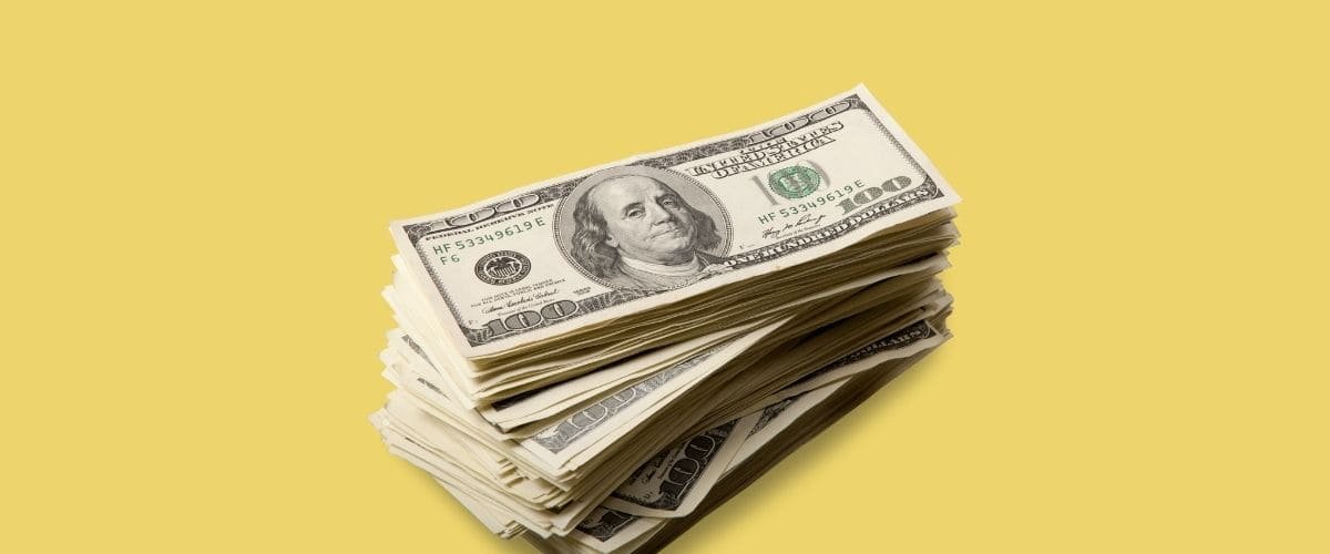 Banner Como analizar el dinero en tu carta natal